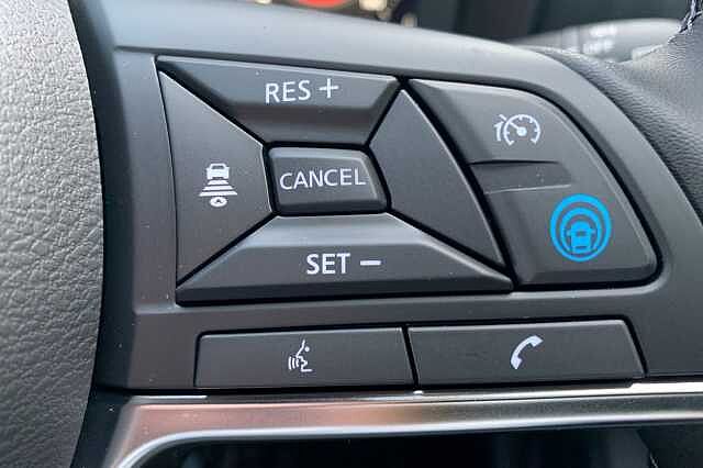 Nissan Juke 1.6 Hybrid Tekna 5dr Auto