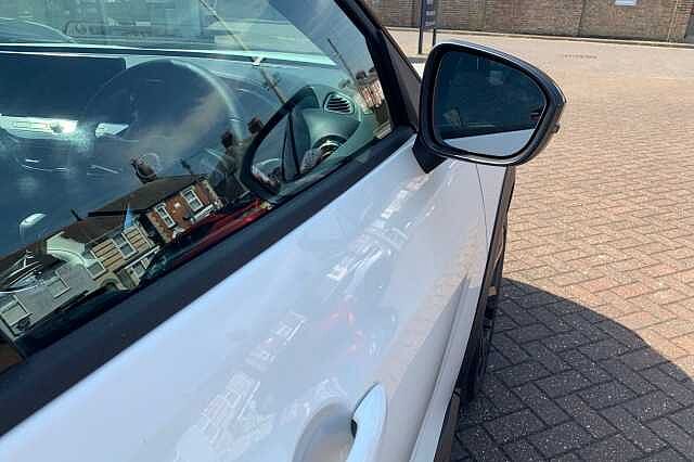 Nissan Juke 1.6 Hybrid Tekna 5dr Auto