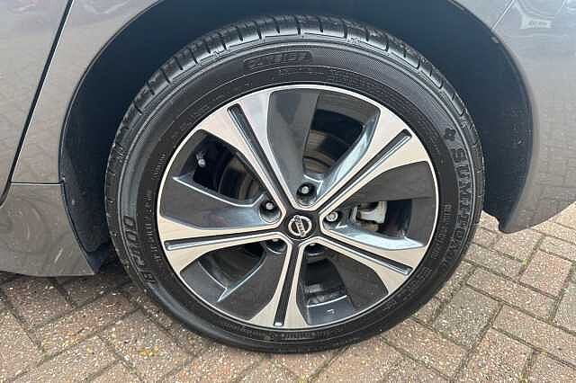 Nissan LEAF 110kW Tekna 40kWh 5dr Auto