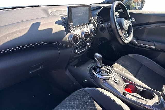 Nissan Juke 1.0 DiG-T 114 N-Connecta 5dr DCT