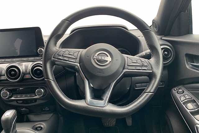 Nissan Juke 1.6 Hybrid N-Connecta 5dr Auto