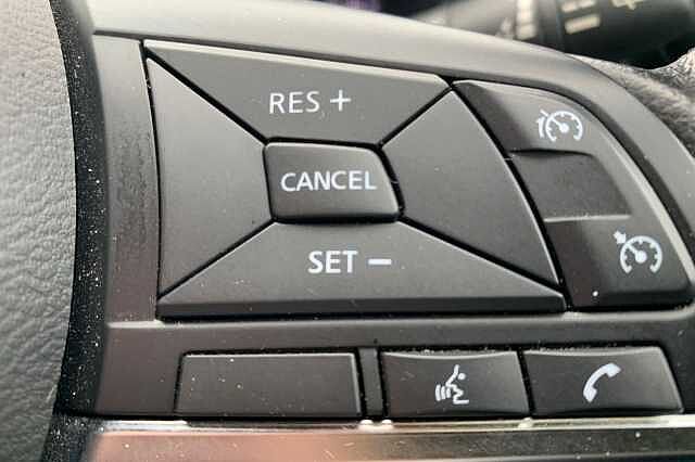 Nissan Juke 1.6 Hybrid N-Connecta 5dr Auto