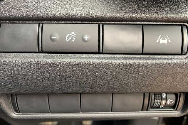 Nissan Juke 1.6 Hybrid N-Connecta 5dr Auto