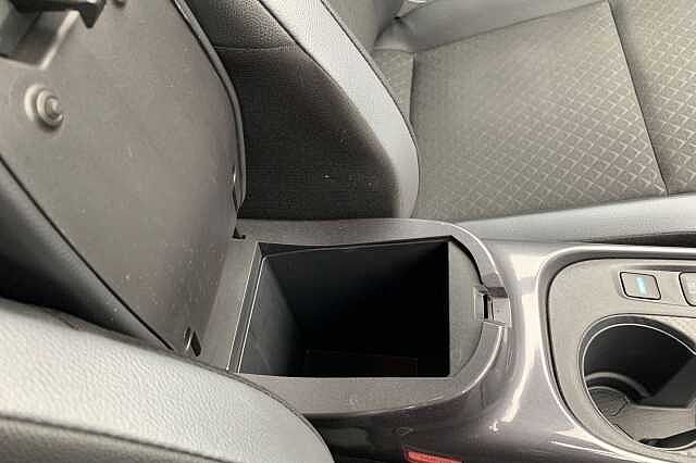 Nissan Juke 1.6 Hybrid N-Connecta 5dr Auto