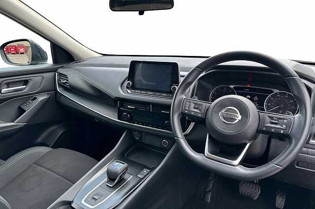 Nissan Qashqai 1.3 DiG-T MH 158 Acenta Premium 5dr Xtronic