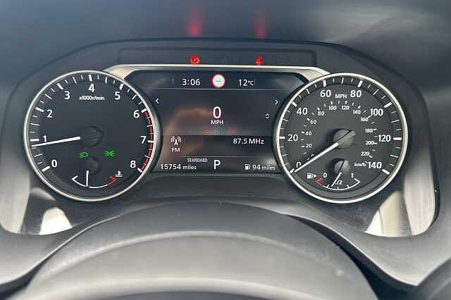 Nissan Qashqai 1.3 DiG-T MH 158 Acenta Premium 5dr Xtronic