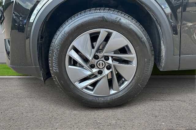 Nissan Qashqai 1.3 DiG-T MH 158 Acenta Premium 5dr Xtronic