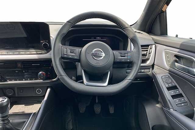 Nissan Qashqai 1.3 DiG-T MH 158 Tekna+ 5dr