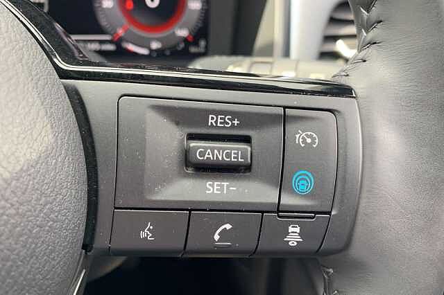 Nissan Qashqai 1.3 DiG-T MH 158 Tekna+ 5dr