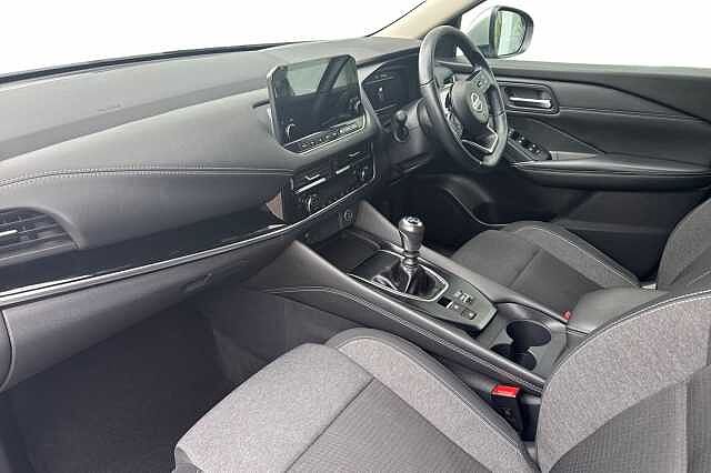 Nissan Qashqai 1.3 DiG-T MH 158 N-Connecta 5dr