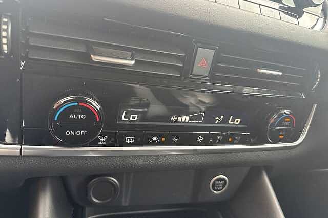Nissan Qashqai 1.3 DiG-T MH 158 N-Connecta 5dr