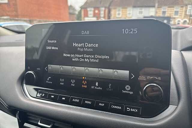 Nissan Qashqai 1.3 DiG-T MH 158 N-Connecta 5dr