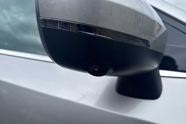Nissan Qashqai 1.3 DiG-T MH 158 N-Connecta 5dr