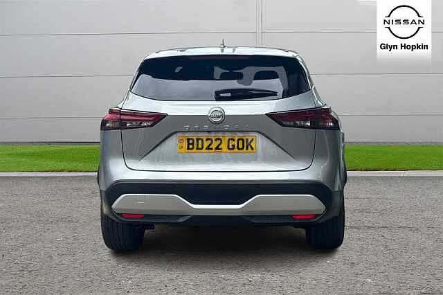 Nissan Qashqai 1.3 DiG-T MH 158 N-Connecta 5dr