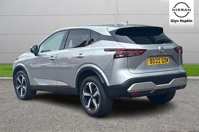 Nissan Qashqai 1.3 DiG-T MH 158 N-Connecta 5dr