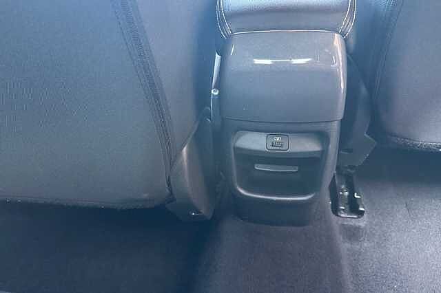 Nissan Juke 1.0 DiG-T 114 N-Connecta 5dr DCT