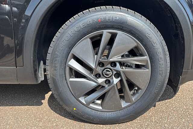 Nissan Qashqai 1.3 DiG-T MH Acenta Premium 5dr