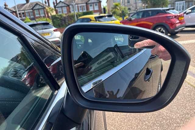 Nissan Qashqai 1.3 DiG-T MH Acenta Premium 5dr