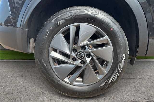 Nissan Qashqai 1.3 DiG-T MH Acenta Premium 5dr