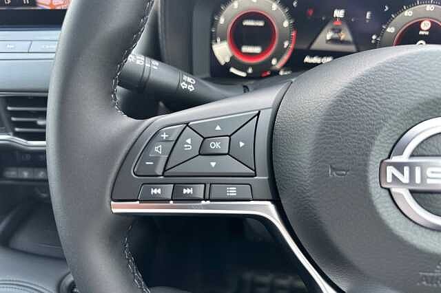 Nissan Juke 1.0 DiG-T N-Connecta 5dr