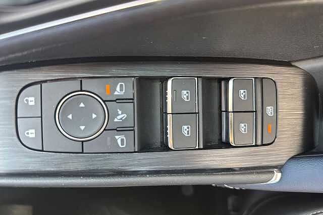 Nissan Qashqai 1.3 DiG-T MH 158 Tekna 5dr Xtronic