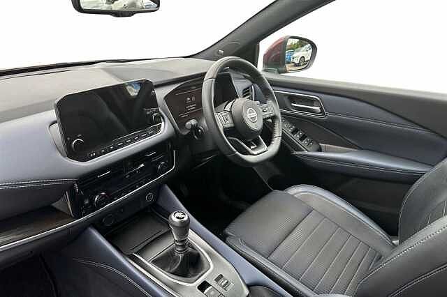 Nissan Qashqai 1.3 DiG-T MH Tekna 5dr