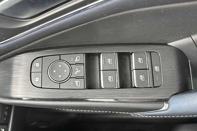 Nissan Qashqai 1.3 DiG-T MH Tekna 5dr
