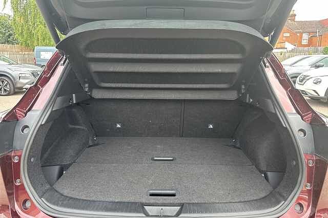 Nissan Qashqai 1.3 DiG-T MH Tekna 5dr