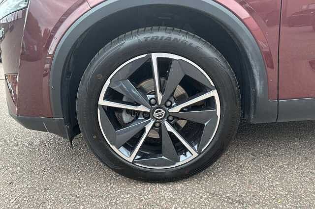 Nissan Qashqai 1.3 DiG-T MH Tekna 5dr