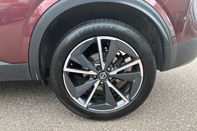Nissan Qashqai 1.3 DiG-T MH Tekna 5dr