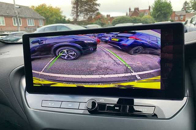 Nissan Juke 1.6 Hybrid N-Connecta 5dr Auto