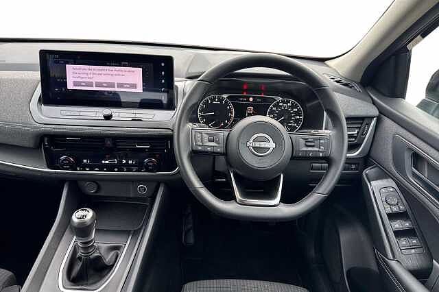 Nissan Qashqai 1.3 DiG-T MH Acenta Premium 5dr