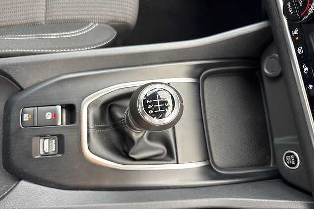 Nissan Qashqai 1.3 DiG-T MH Acenta Premium 5dr