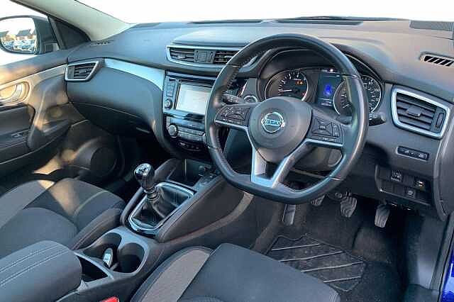 Nissan Qashqai 1.6 DiG-T N-Connecta 5dr