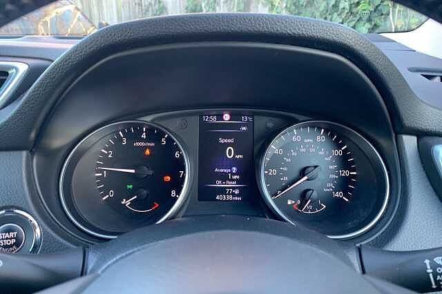 Nissan Qashqai 1.6 DiG-T N-Connecta 5dr