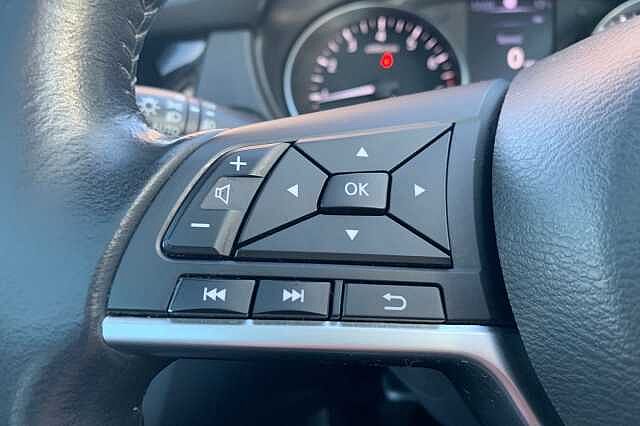 Nissan Qashqai 1.6 DiG-T N-Connecta 5dr