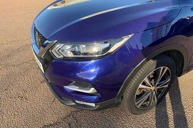 Nissan Qashqai 1.6 DiG-T N-Connecta 5dr