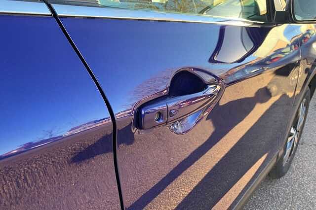 Nissan Qashqai 1.6 DiG-T N-Connecta 5dr