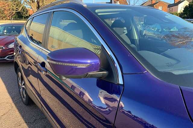 Nissan Qashqai 1.6 DiG-T N-Connecta 5dr