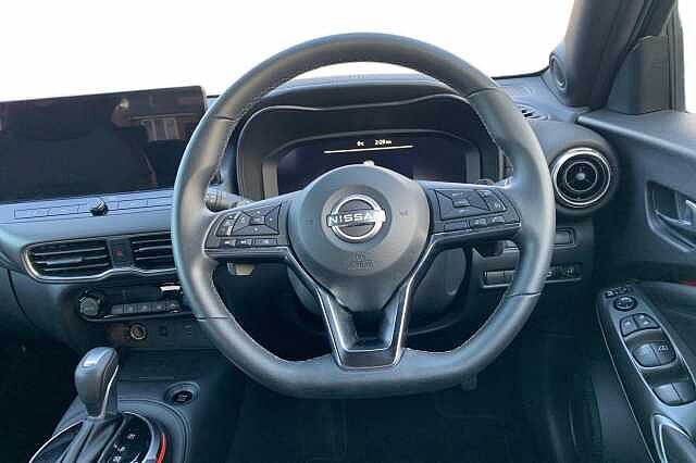 Nissan Juke 1.0 DiG-T N-Connecta 5dr DCT