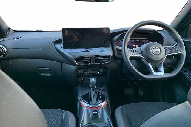 Nissan Juke 1.0 DiG-T N-Connecta 5dr DCT