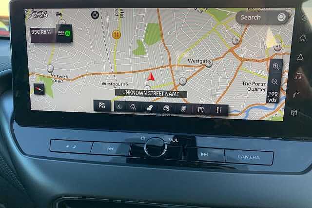 Nissan Juke 1.0 DiG-T N-Connecta 5dr DCT