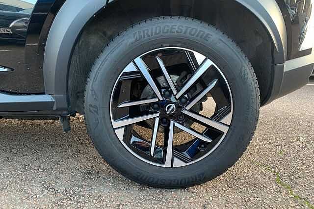 Nissan Juke 1.0 DiG-T N-Connecta 5dr DCT