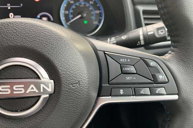 Nissan LEAF 110kW N-Connecta 39kWh 5dr Auto