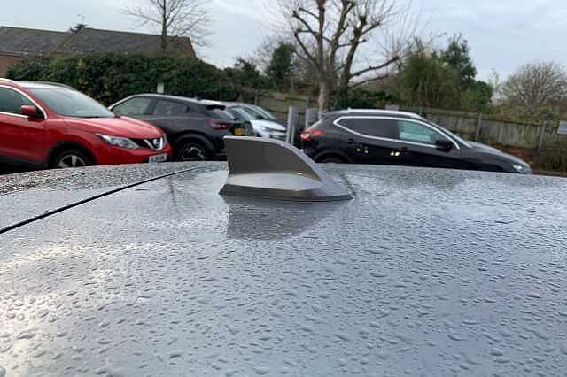 Nissan LEAF 110kW N-Connecta 39kWh 5dr Auto