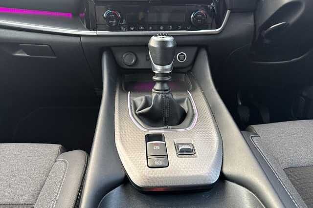 Nissan Qashqai 1.3 DiG-T MH N-Connecta 5dr