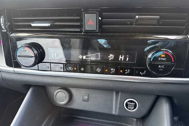 Nissan Qashqai 1.3 DiG-T MH N-Connecta 5dr