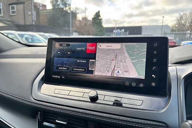 Nissan Qashqai 1.3 DiG-T MH N-Connecta 5dr