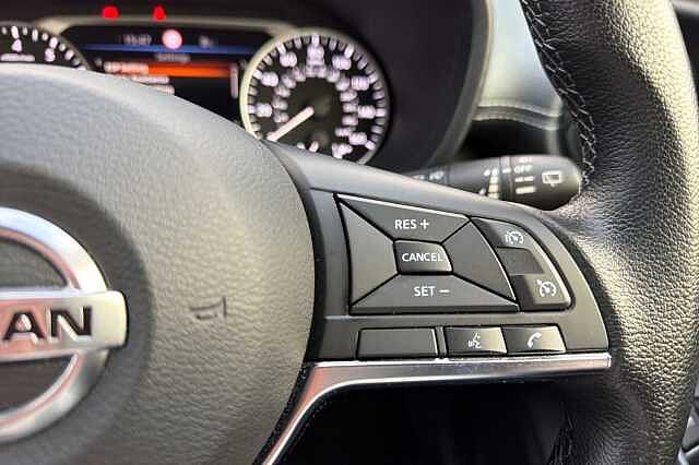 Nissan Juke 1.0 DiG-T 114 N-Connecta 5dr