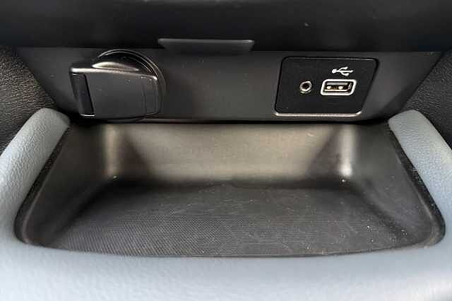 Nissan Juke 1.0 DiG-T 114 N-Connecta 5dr